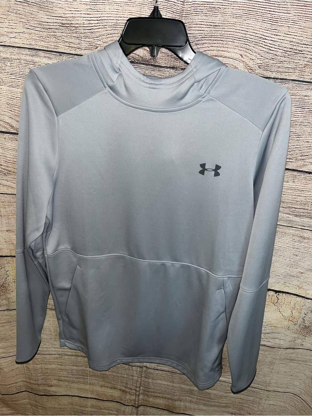 😍 Under Armour NWT Light Gray Pullover Hoodie with Logo Trim size Medium